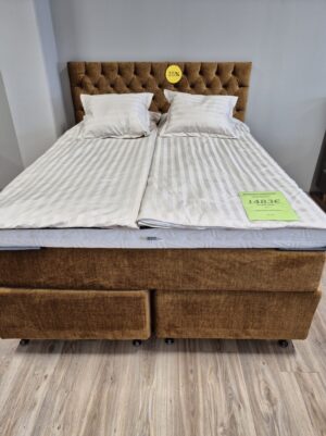 Kontinentaalvoodi komplekt koos peatsiga